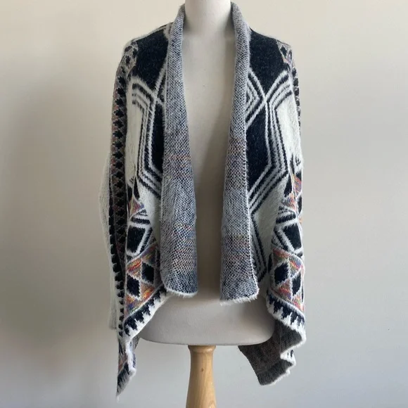 NWT White Open Front Shawl Collar Aztec Southwest Boho Print Cardigan Sweater - Picture 2 of 7